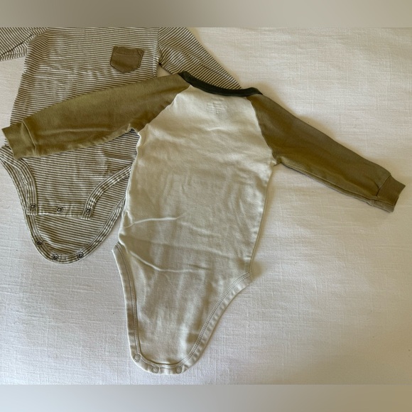 Carter’s | 3-Piece ‘Tiny Explorer’ Bundle | 12 months - Picture 3 of 9